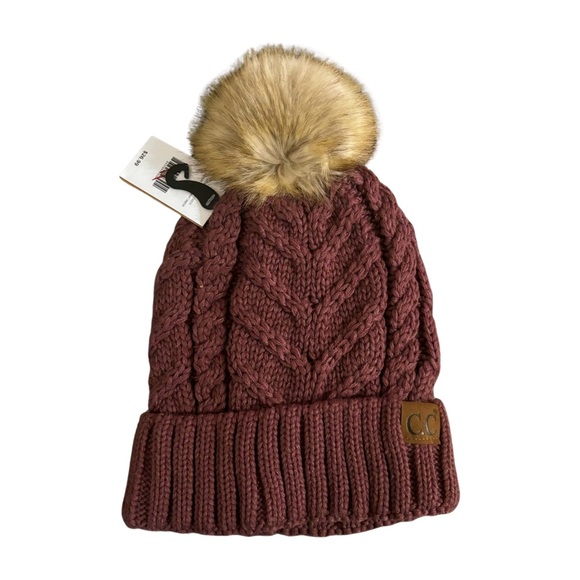 NWT Paper store chunky knit winter hat with poof on top - Picture 1 of 5